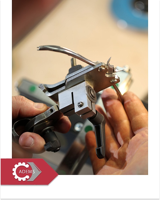 ¿Por qué elegir máquinas de afilado con ajuste de ángulo? La clave para resultados profesionales con ADEMS