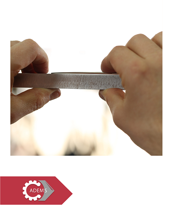 Be Your Own Barber: Sharpening Hairdressing Scissors & Hair Clippers with the ADEMS Full Drive